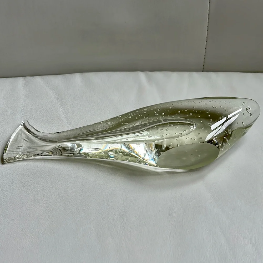 Bubble Clear Glass Fish Paperweight / Decor Art
